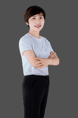 梁莉 (2) 梁莉 (2)