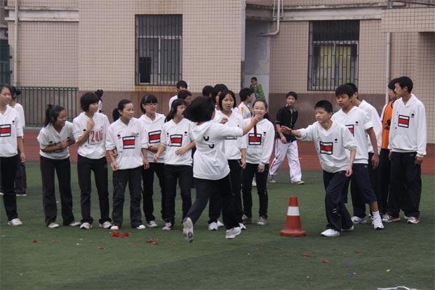 2011鄭州五中運動會30*40接力賽