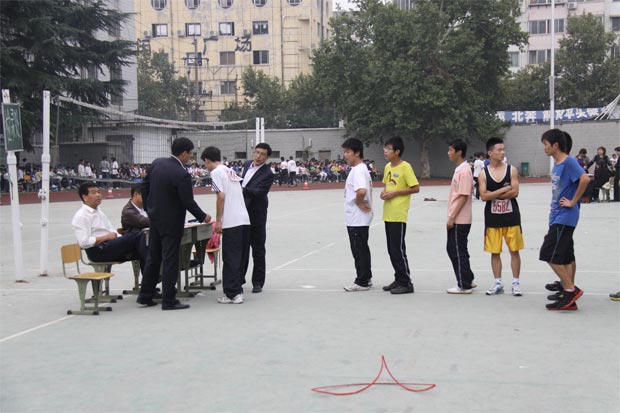 2011運動會跳遠(yuǎn)照片